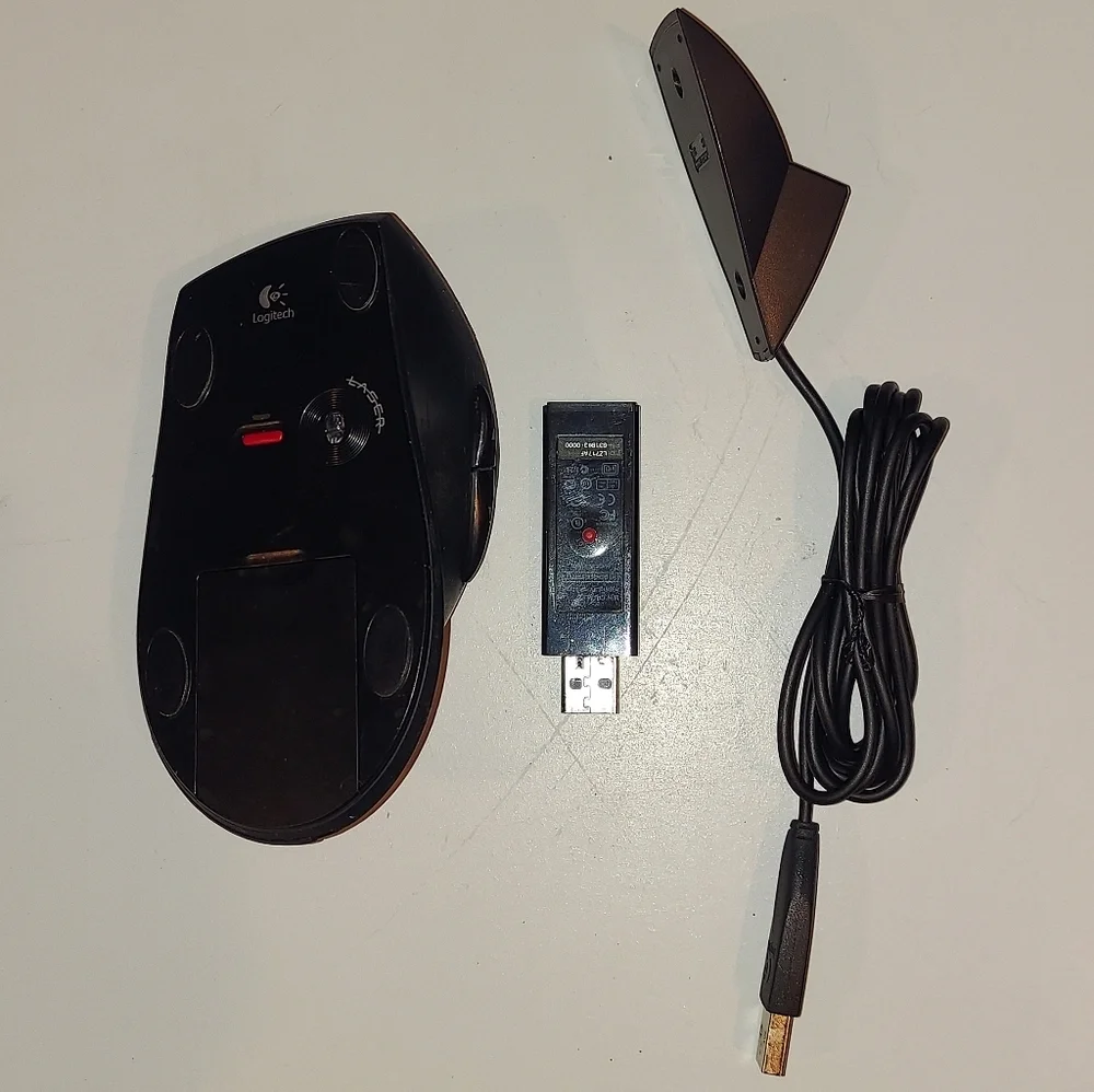 LOGITECH CORDLESS LASER KEYBOARD WITH CORDLESS LASER MOUSE & USB RECEIVER